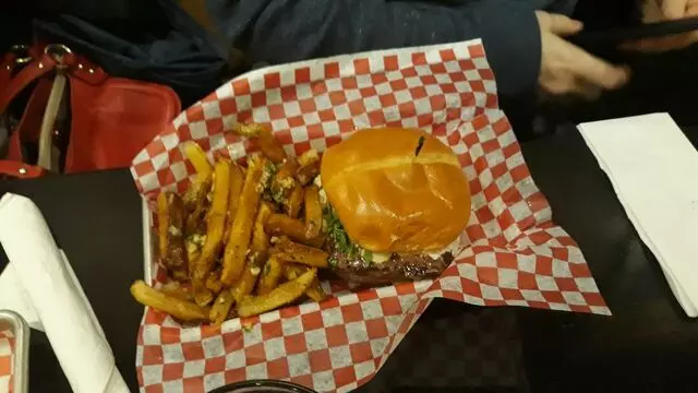 317 Burger