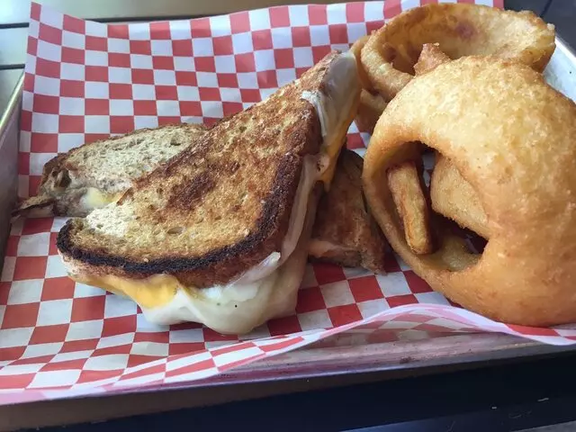 317 Burger