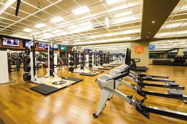 Life Time Fitness