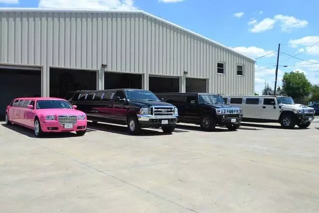 Aadvanced Limousines