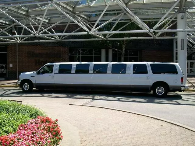 Aadvanced Limousines