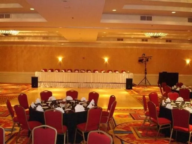 Aaron’s DJ Services