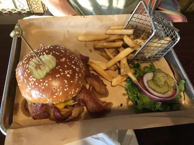 Prodigy Burger & Bar