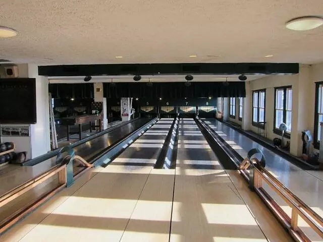Atomic Bowl Duckpin