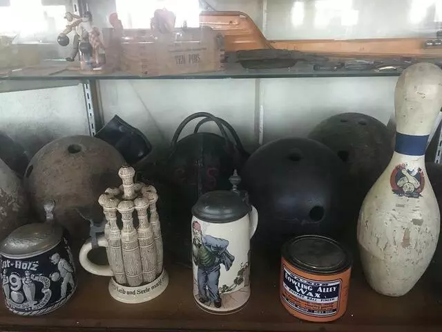 Atomic Bowl Duckpin