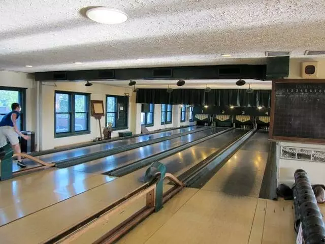 Atomic Bowl Duckpin
