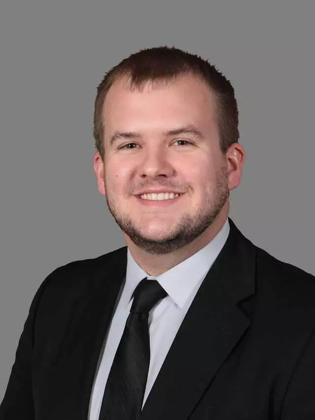 Arlo Daunhauer - Century 21