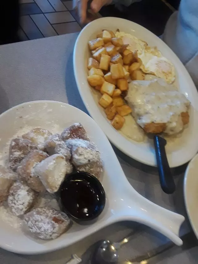 Art’s Skillet