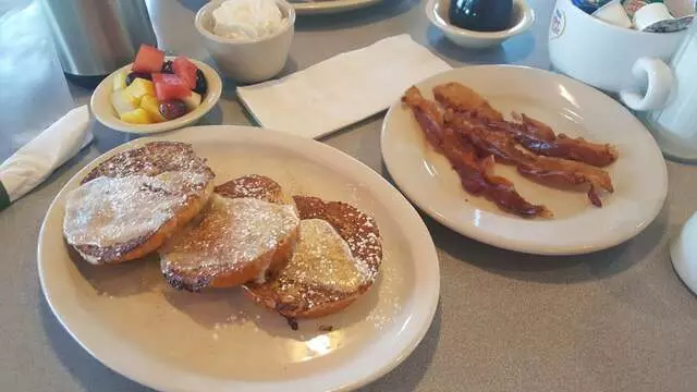 Art’s Skillet