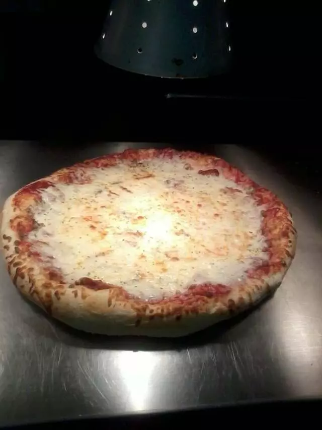 Aunt Polly’s Pizza