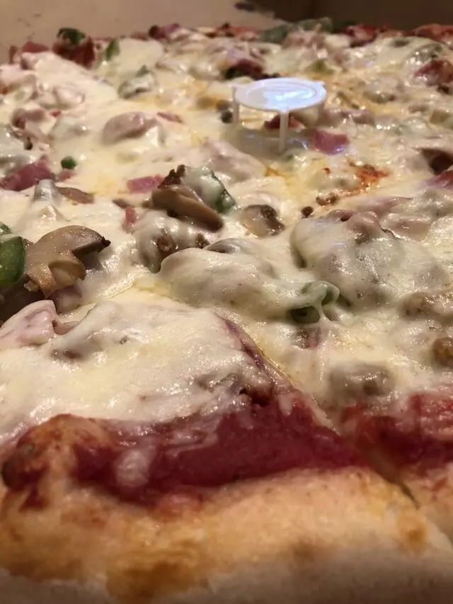 Aunt Polly’s Pizza