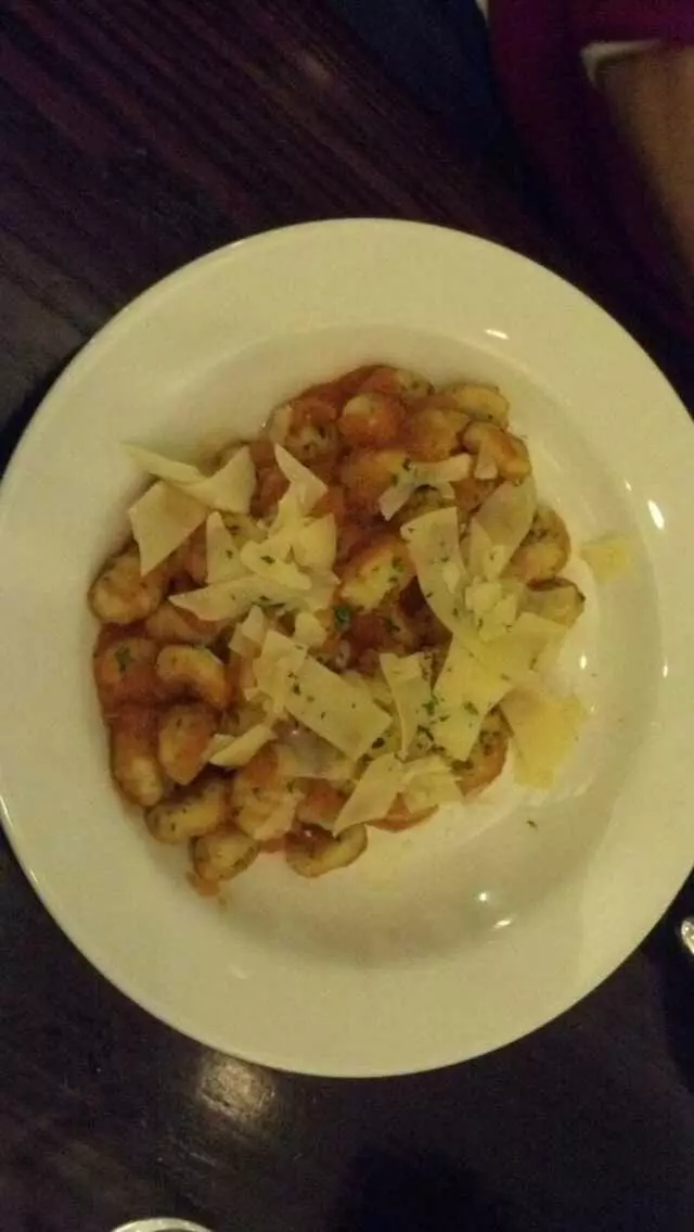 120 West Bar & Grill