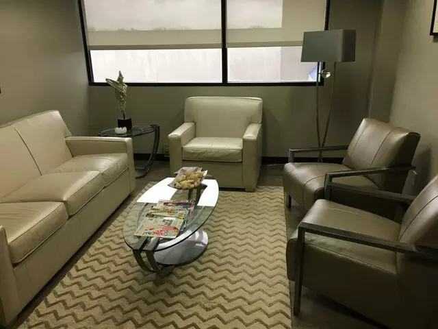 Holly Dunn Family Therapy