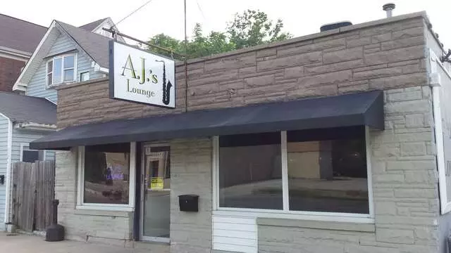 AJ’s Lounge