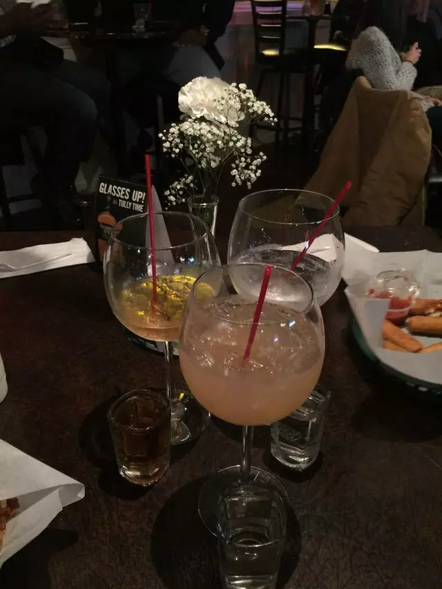 AJ’s Lounge