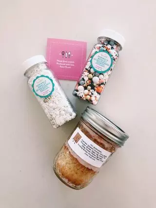 Savor V