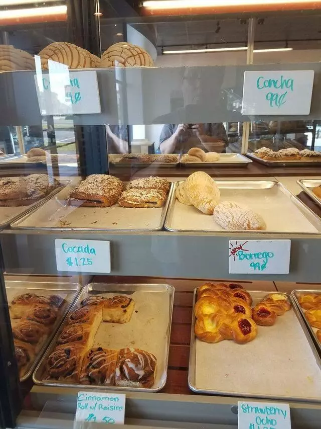 Artisan Bakery