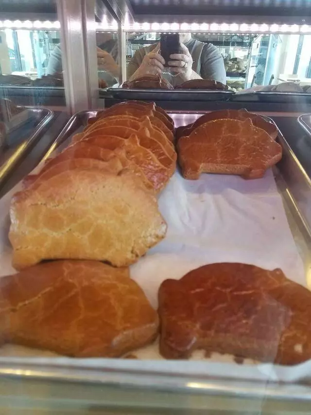 Artisan Bakery