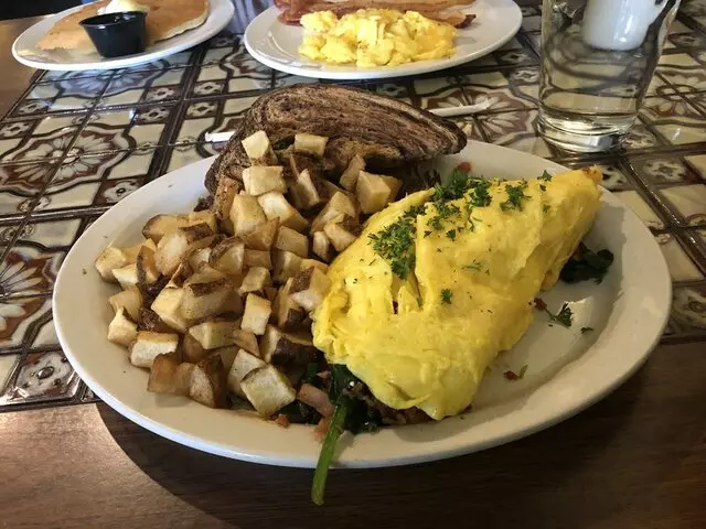 A2Z Cafe