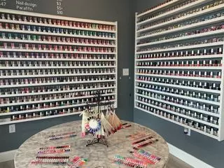 Polish Mi Nail Bar