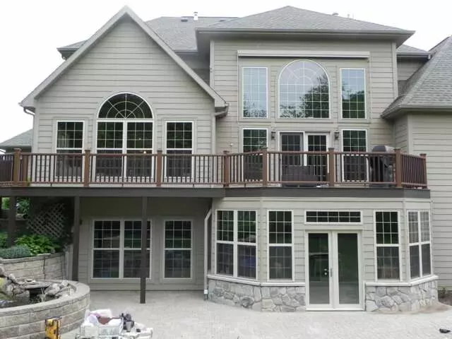 Advance Deck and Sunroom of Indiana