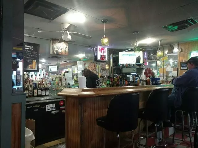 Al’s Pub & Pizza