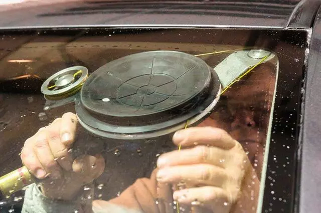 Auto Glass Connection