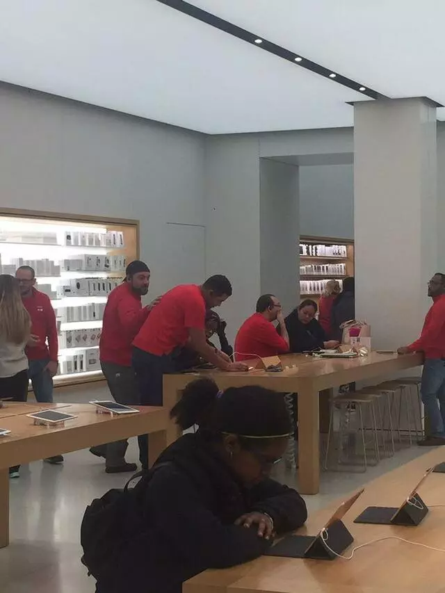 Apple Store