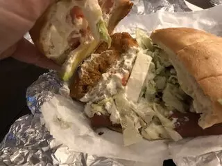 Las Salvadorenos El Angel