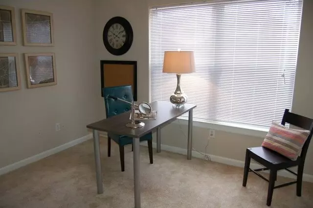 Auburn Hill Apartments