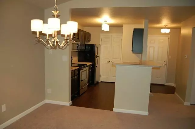 Auburn Hill Apartments