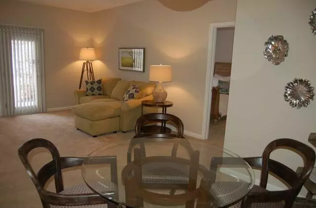 Auburn Hill Apartments