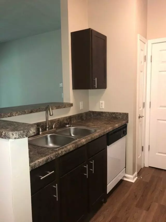 Auburn Hill Apartments