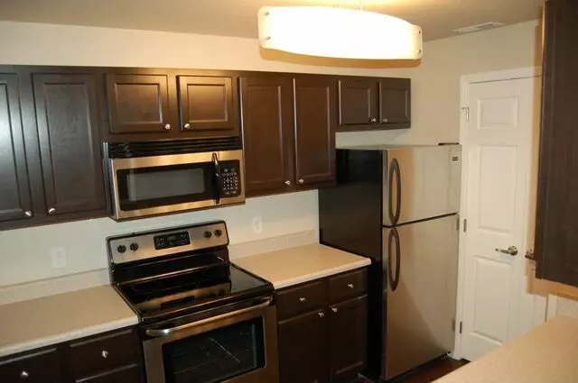 Auburn Hill Apartments