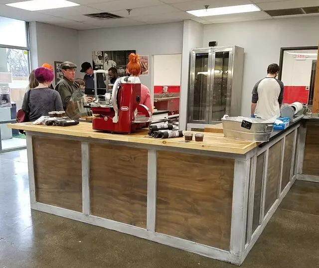 Public Smokehouse