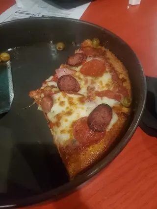 Old Chicago Pizza and Taproom