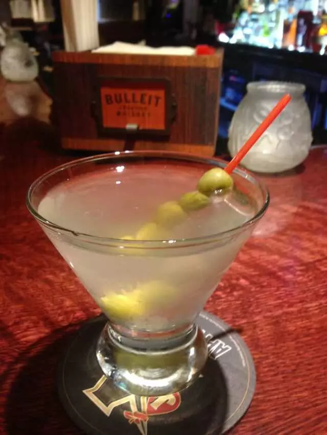 Alley Cat Lounge