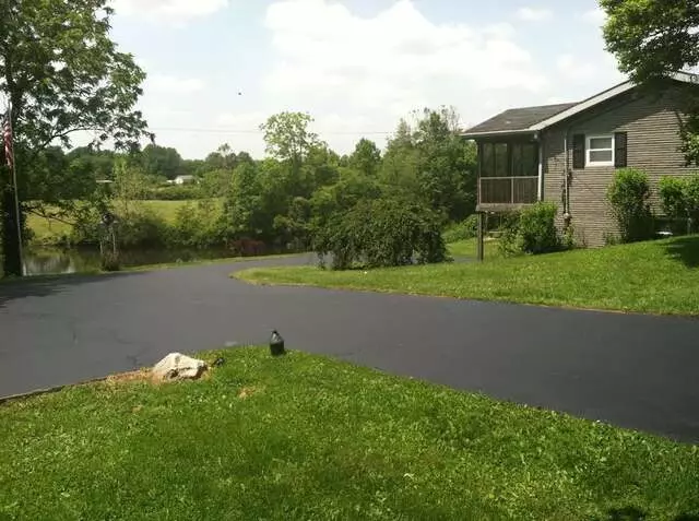 AAA Sealcoating & Paving
