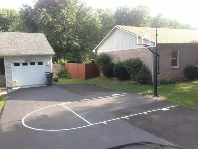 AAA Sealcoating & Paving