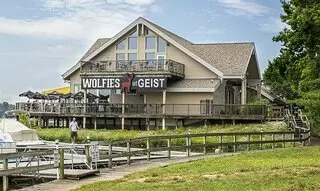 Wolfies Grill