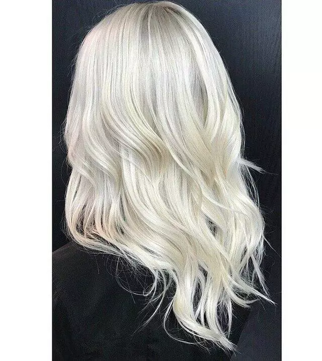 Alexa Huff - RēLex at Salon Lofts